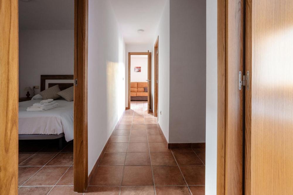 Hostal Antiguo Hospital Линарес-де-Мора Экстерьер фото